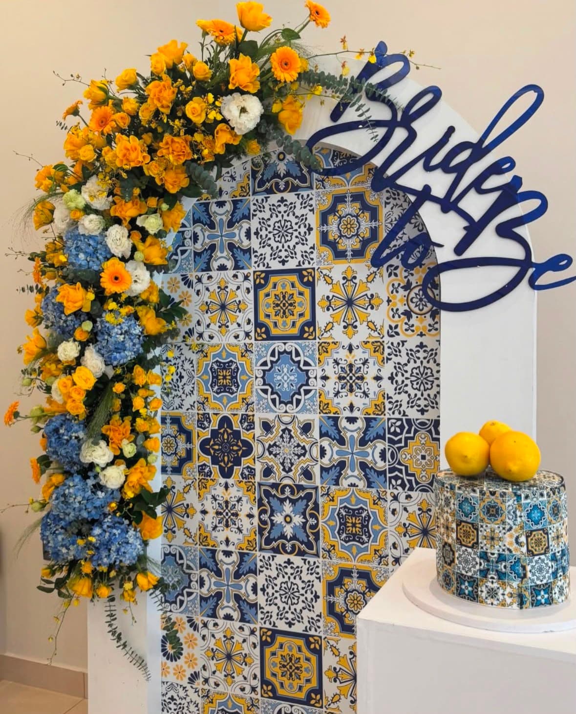 Blue and yellow celebration display